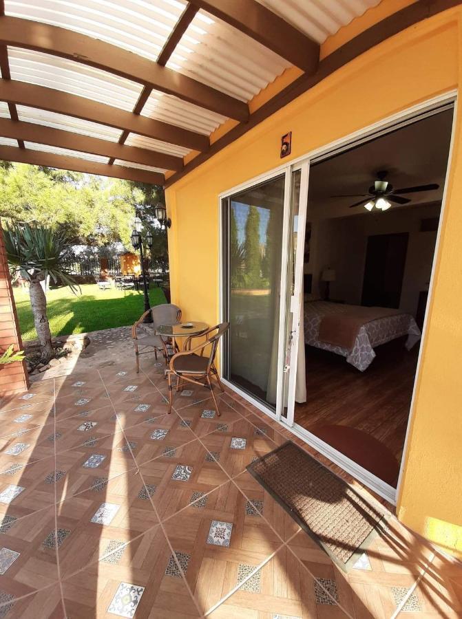 Rancho El Campanario En La Ruta Del Vino Hostel บาเย เด กัวลาลูเป ภายนอก รูปภาพ