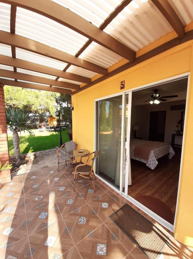 Rancho El Campanario En La Ruta Del Vino Hostel บาเย เด กัวลาลูเป ภายนอก รูปภาพ