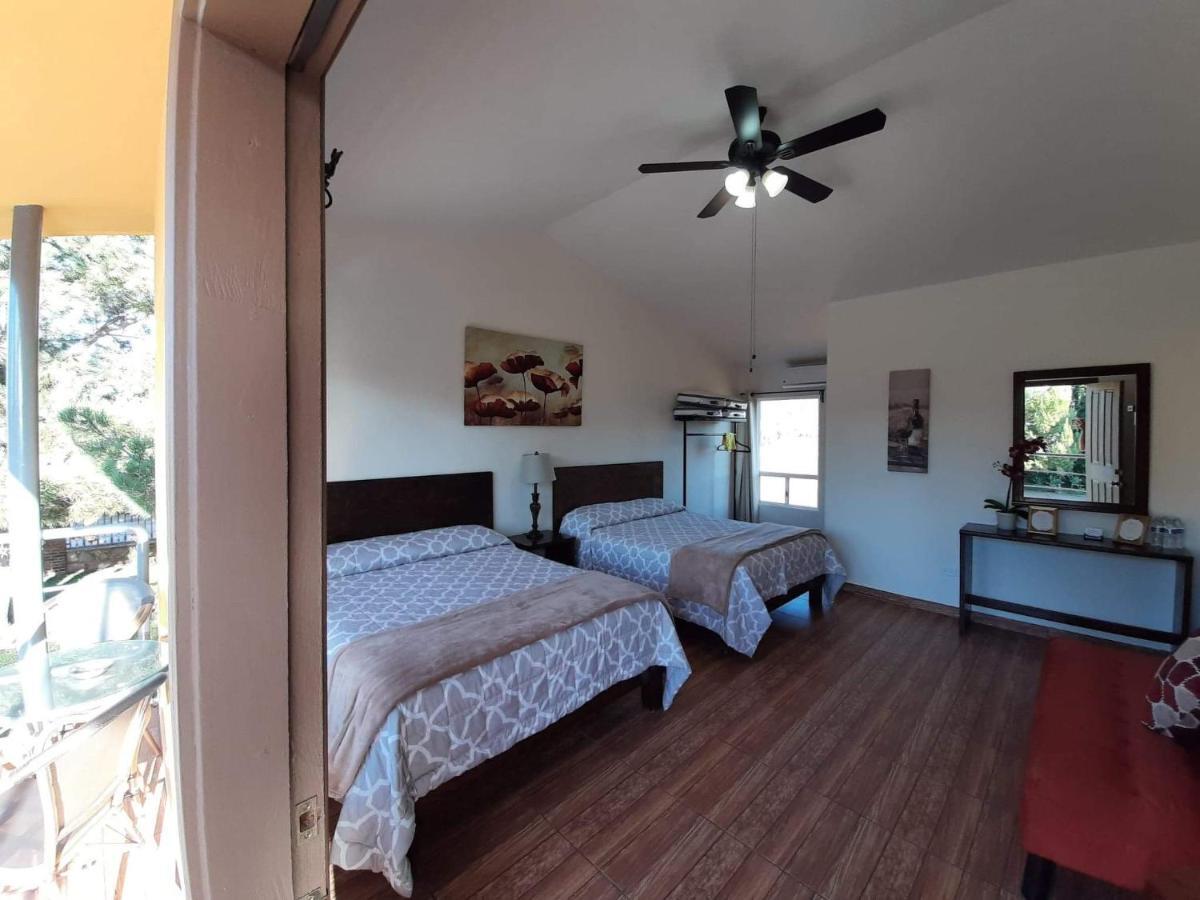 Rancho El Campanario En La Ruta Del Vino Hostel บาเย เด กัวลาลูเป ภายนอก รูปภาพ